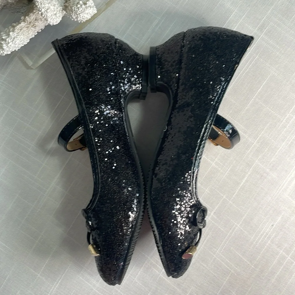 Girls NWOT size 13 Glitter High Heels.